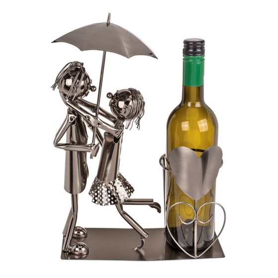 Metalowy stojak na wino zakochana para