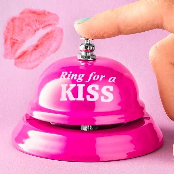 Dzwonek Ring for a Kiss